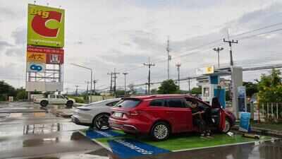 45% of homes will need electrical upgrades to charge EVs: Study